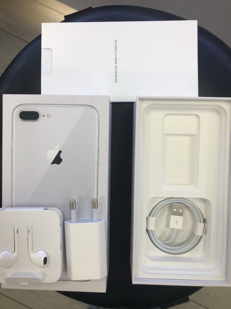 아이폰8 플러스 64실버 방탄유리 에눌가능--8