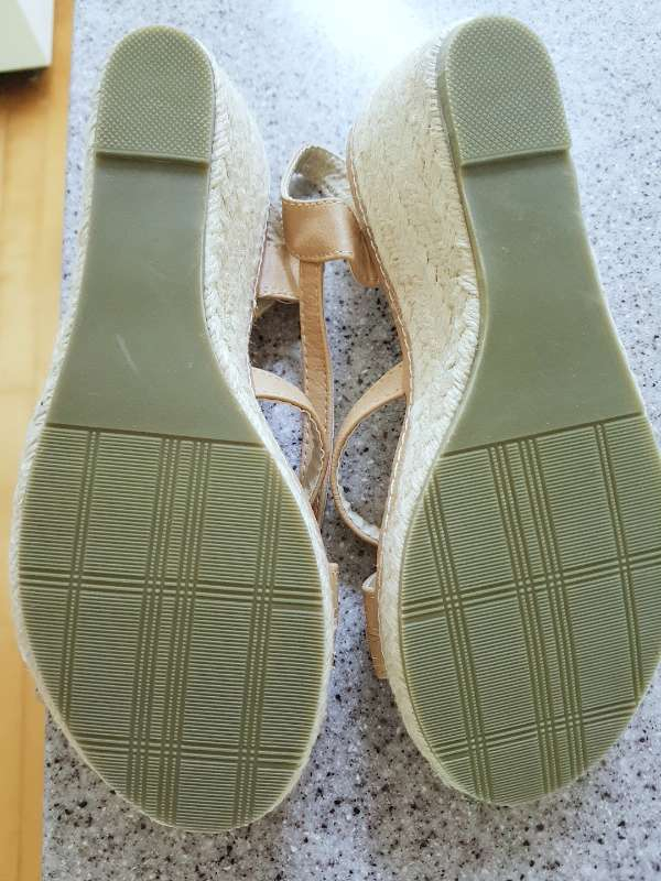 여성 샌들 240 새상품--2