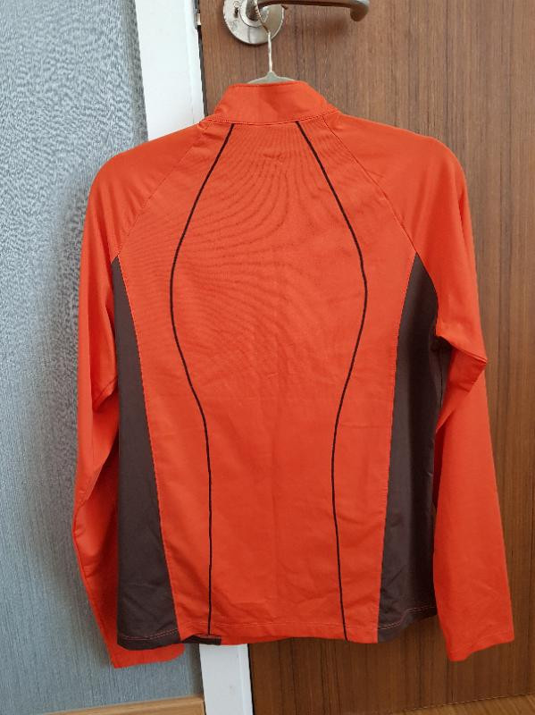 #옷장정리# 등산용티셔츠 여성용 이미지