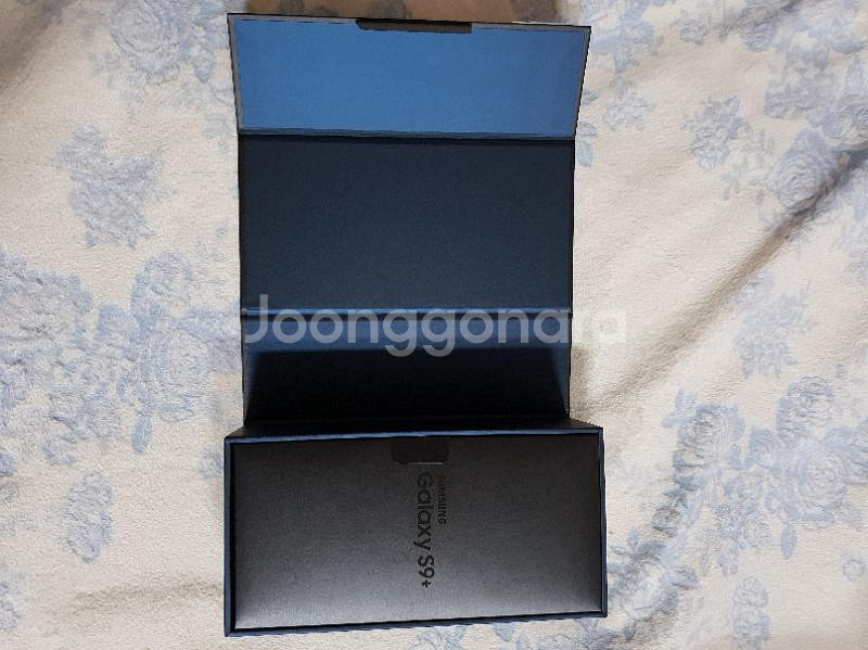 갤럭시S9플러스 블랙64G 풀박,초기필름도안뗌--3