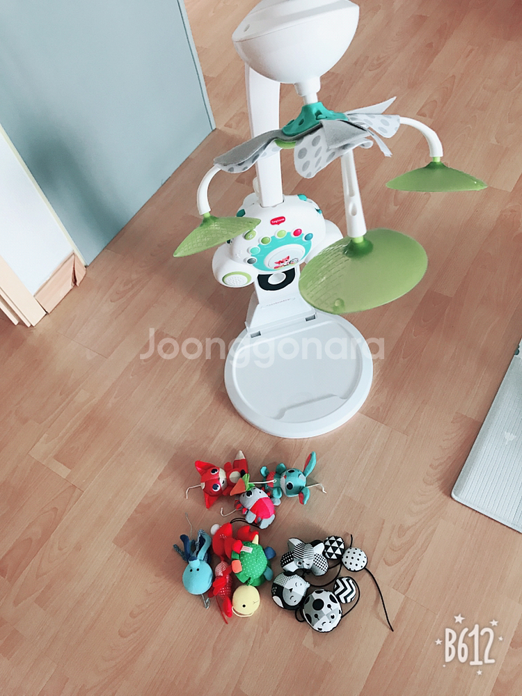 타이니러브 거치대 흑백모빌포함 거의새것 박스포함--2