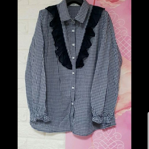 새상품)25000원>>>9900원/남색체크셔링블라우스