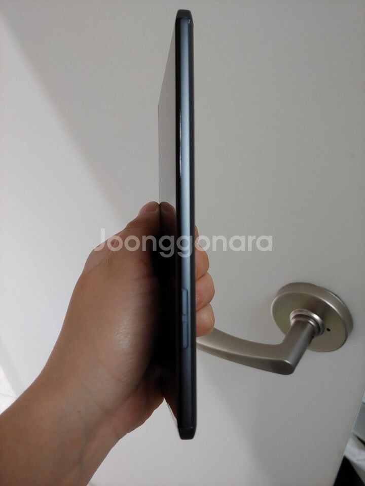 V20 정상해지폰 판매합니다 S급--3