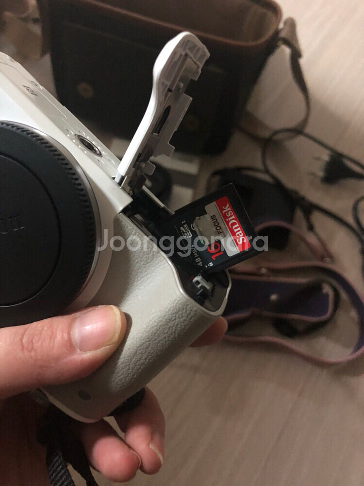 캐논 미러리스 M3 (단렌즈 22mm 포함)--7