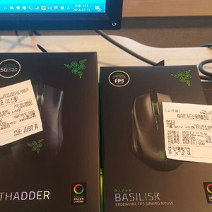 RAZER BASILISK 신품 판매합니다 7만원