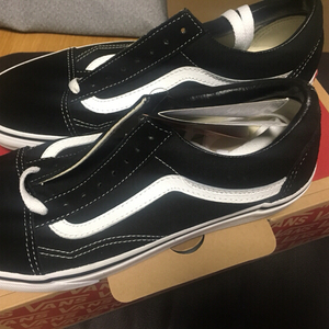 Vans 올드스쿨 검흰 새제품