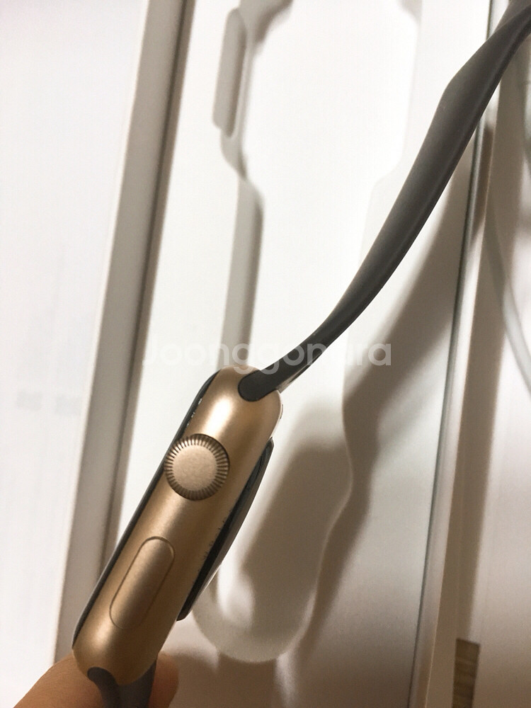 애플워치2세대 시리즈1 42mm 알루미늄 골드--3