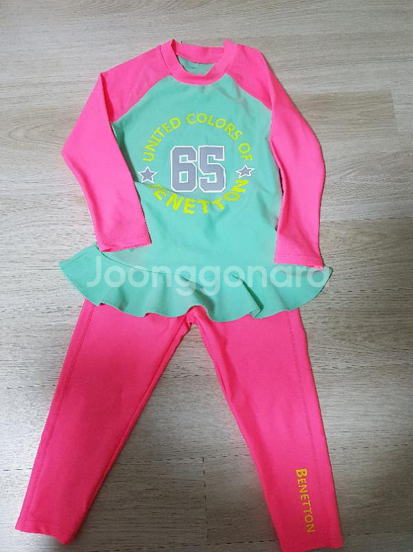 베네통  100  래시가드~--1