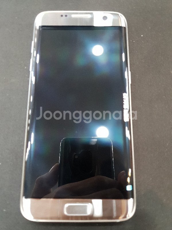 갤럭시 S7엣지 실버 32g S급 팝니다--0