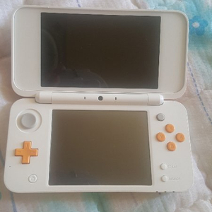 New 닌텐도 2ds xl 본체 + 튀어나와요 동