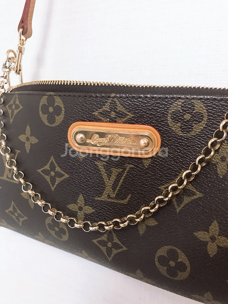 루이비통 에바클러치--4