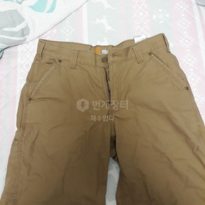 칼하트 된장색 반바지