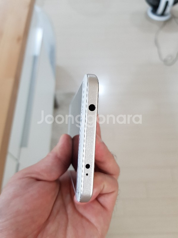 샤오미호미노트4X 32GB팝니다 --3