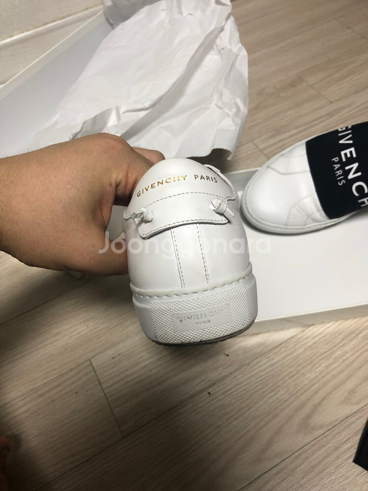 지방시 밴딩 스니커즈--2