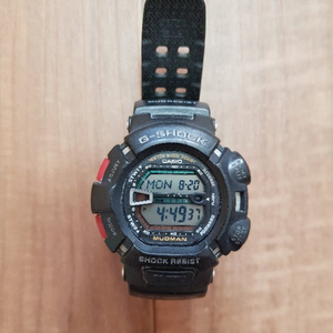 G-SHOCK 머드맨 G-9000헐값에 팝니다 상태 최상