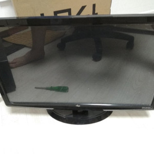 esys 24인치모니터