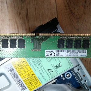 삼성전자 DDR4 8G PC4-19200(정품)