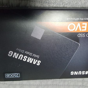 삼성 SSD 250G 860 EVO 팝니다.