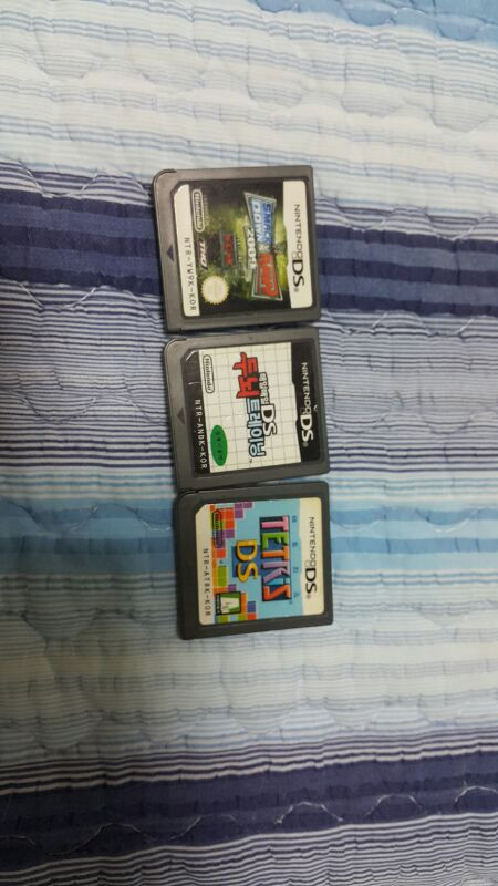 닌텐도 dsi (상태s급) 충전기 펜 포함--3