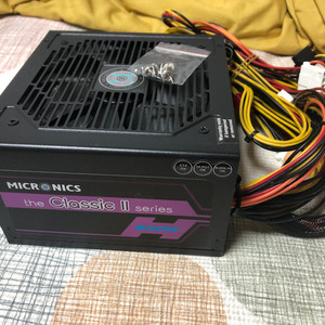 마이크로닉스 600w 팝니다. 상태 좋습니다.