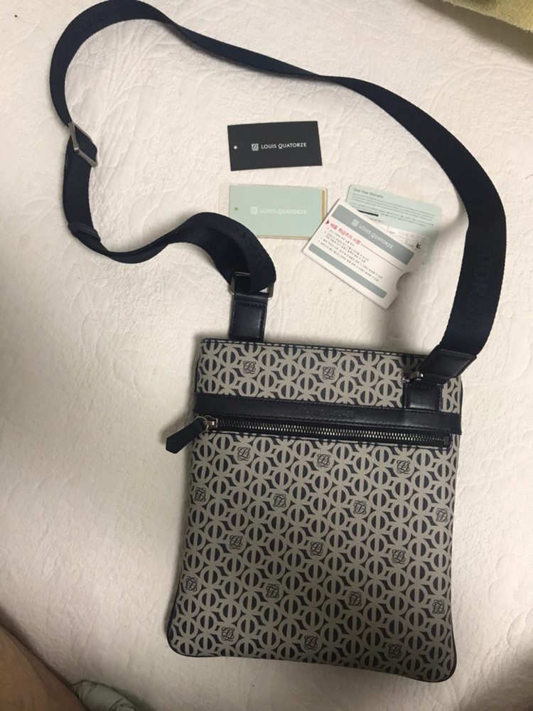 루이까또즈 크로스백--0