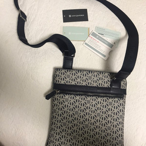 루이까또즈 크로스백