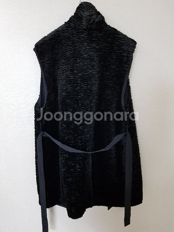 EMPORIO ARMANI 조끼 (네고가능)--1