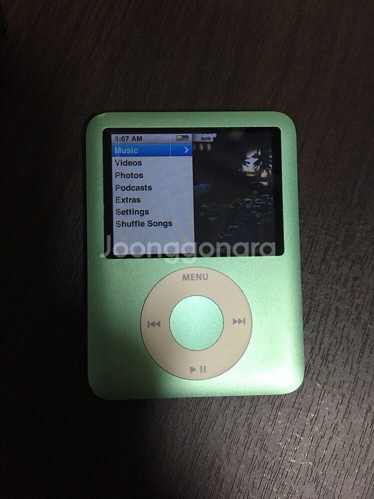 [마지막가격] 아이팟 8기가 팝니다--2