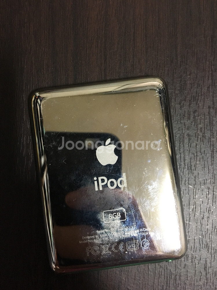 [마지막가격] 아이팟 8기가 팝니다--4