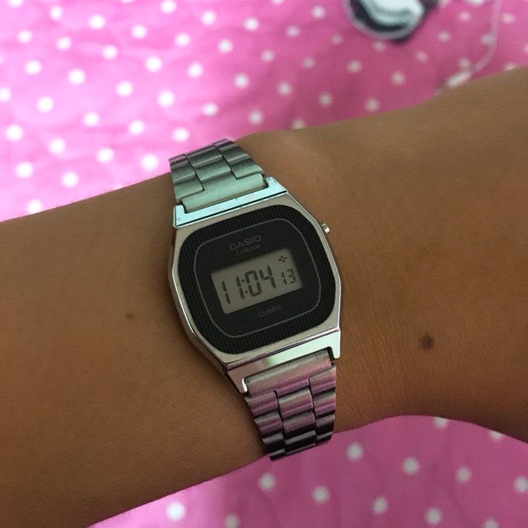 카시오 손목시계--1