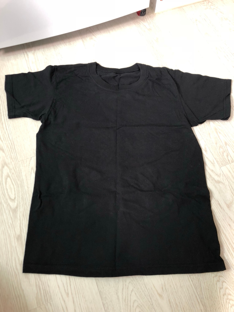 기본티셔츠 7장 묶음 팝니다.--1