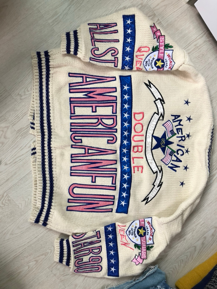 패치 가디건팝니다.--1