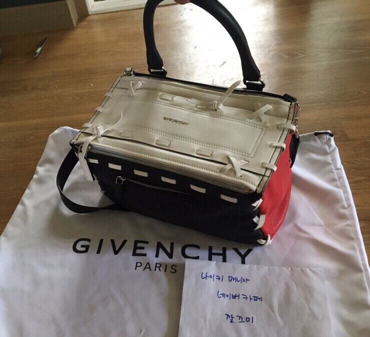 지방시 17ss판도라 멀티컬러 미디엄사이즈 판매요--1