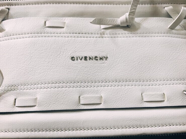 지방시 17ss판도라 멀티컬러 미디엄사이즈 판매요--2