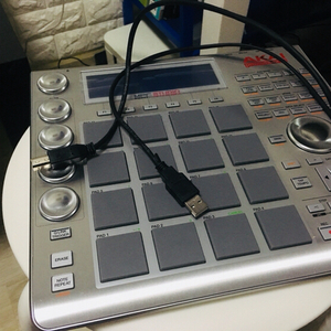 Akai MPC Studio