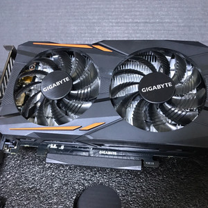 GTX1050Ti 4GB (기가바이트)