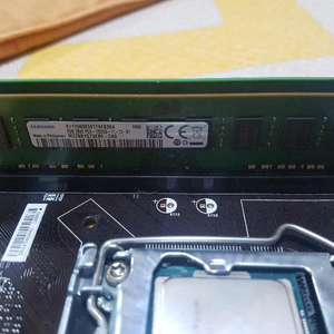 i5 4690,msi b85m,삼성 pc3-128