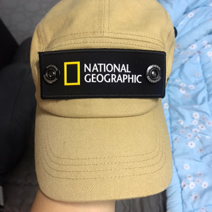 내셔널지오그래픽 v2 캠프캡 모자 팝니다