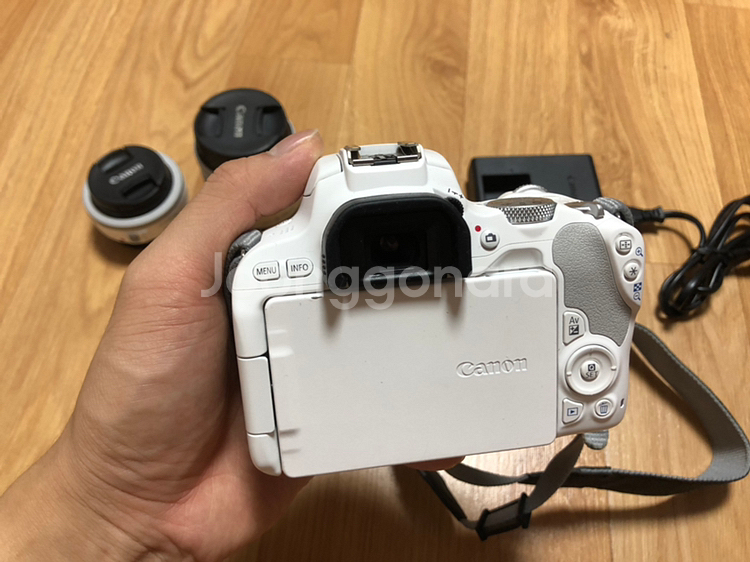 캐논 200D 팝니다--3