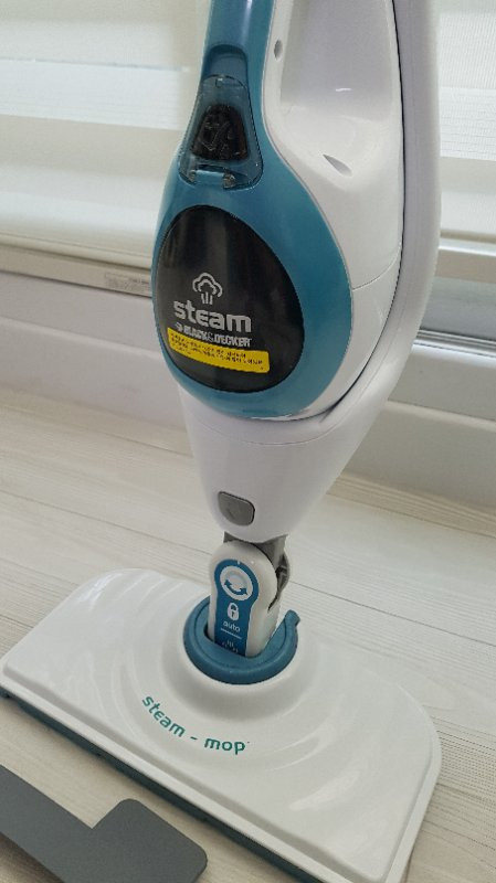 블랙앤데커 스팀 청소기 몇번 안쓴거 판매해요--2