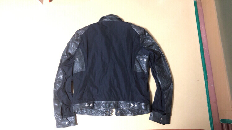 정품 디젤 가죽패치 자켓입니다. 이미지