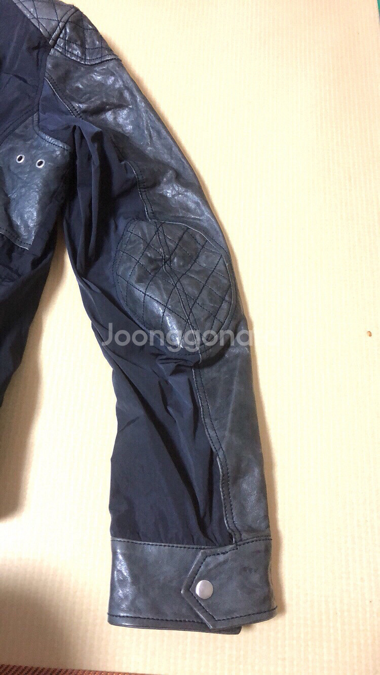 정품 디젤 가죽패치 자켓입니다.--5