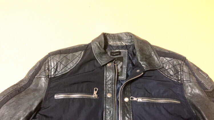 정품 디젤 가죽패치 자켓입니다. 이미지