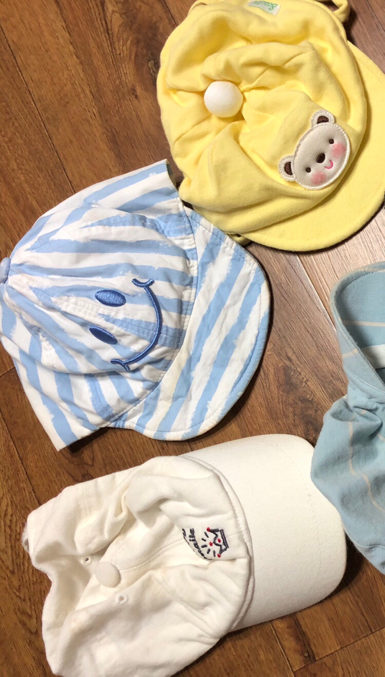 아기모자 3개--0