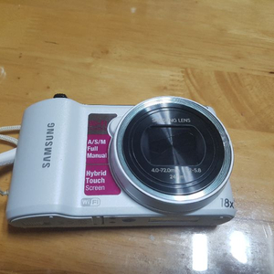 삼성디지털카메라WB200F 팔아요~~