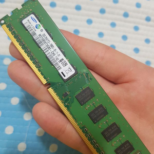 DDR3 2GB 빠르게 처분합니다 9,000원