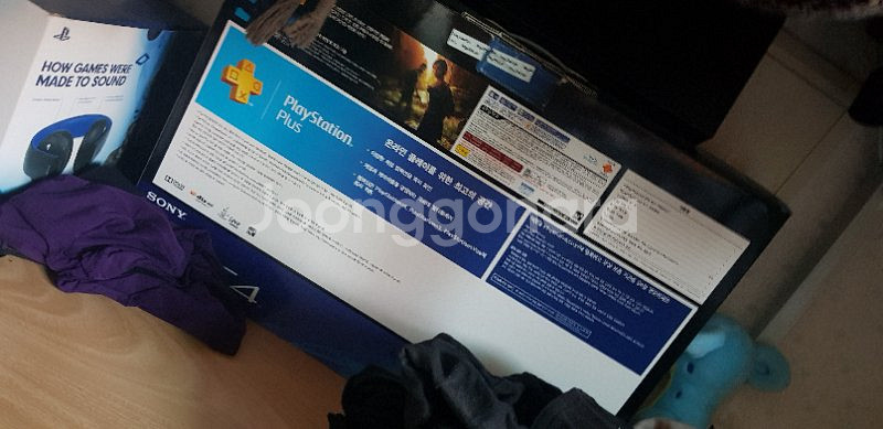 PS4 팝니다 게임다수+ps헤드셋(CUH-1005--0