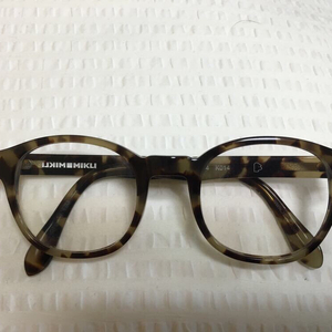 알랭미끌리 원형뿔테 안경