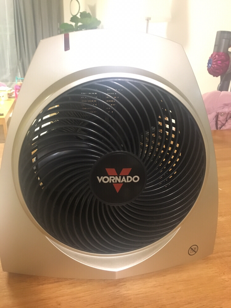 보네이도 히터 VH200-KR 전기 온풍기--1