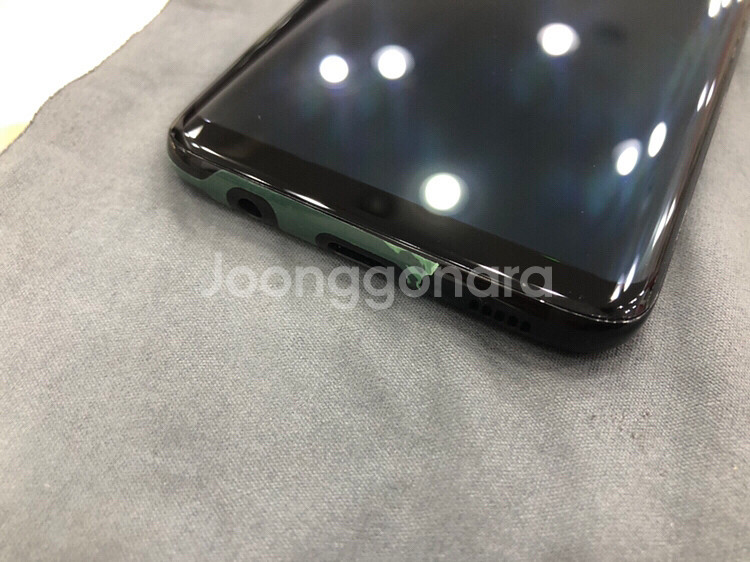 갤럭시 S8블랙 64기가 판매합니다--6